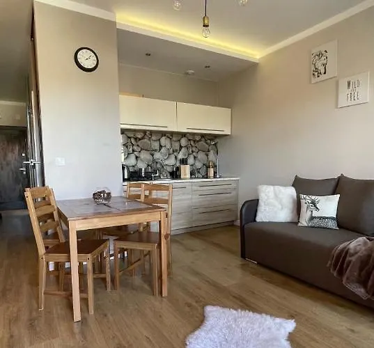 Dziki Panorama Gor, Duzy Taras Z Widokiem Na Gory * 斯克拉斯卡波伦巴